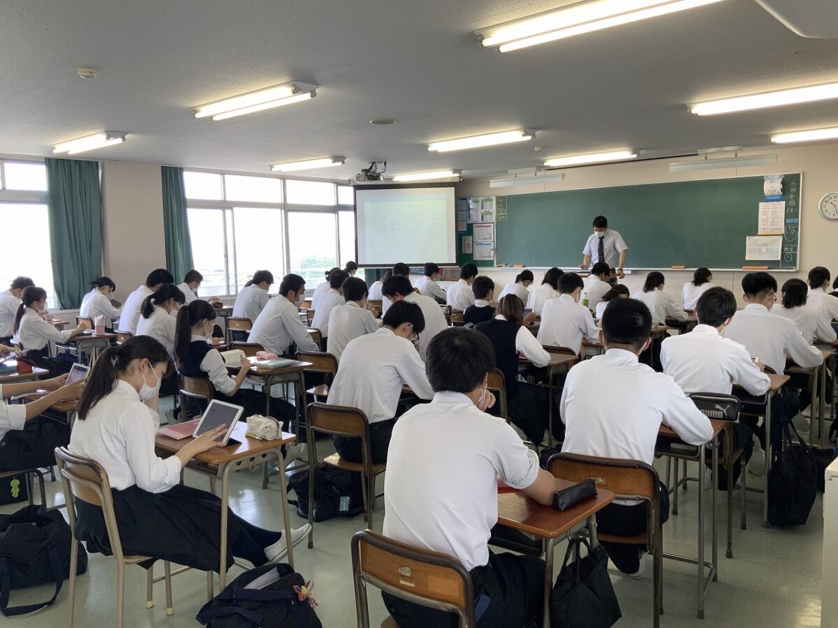 高校2年生 授業開始！ 東海大学付属大阪仰星高等学校中等部・高等学校